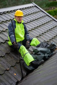 Jak chronić swój dom przed ekstremalnymi warunkami atmosferycznymi?